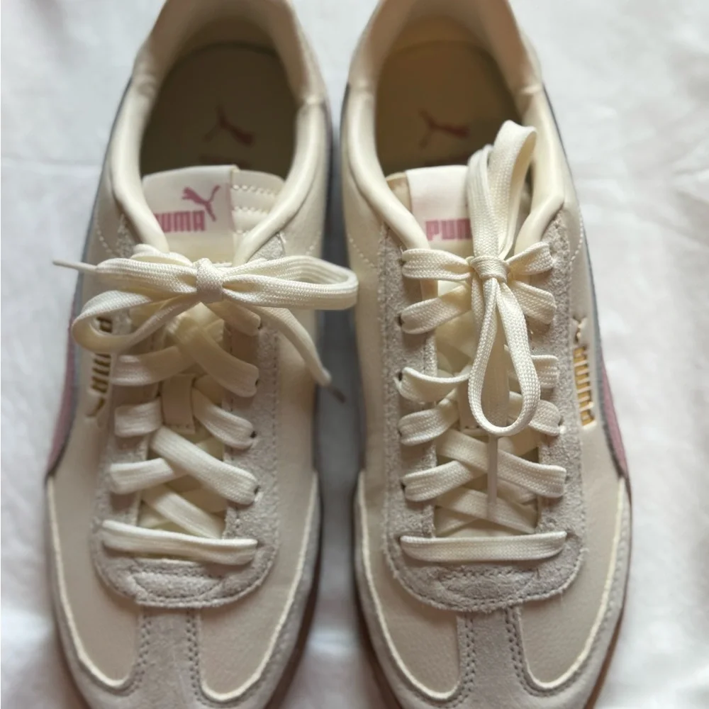 Puma women’s shoes - Picture 3 of 3
